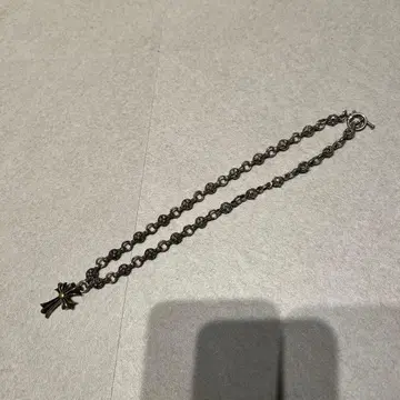 실버 크로스 모티브 목걸이