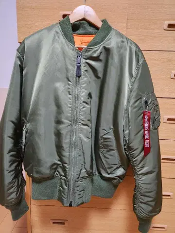 새상품급 알파 MA-1 사이즈 XL 플라이트 자켓 그린