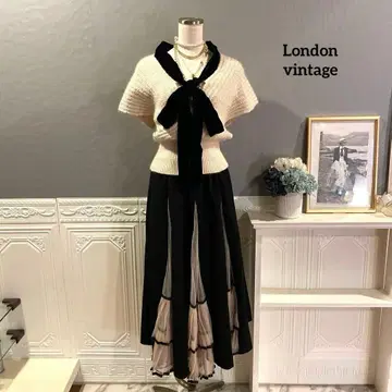 [ 2만 엔 ] 런던 구매 플리츠 디자인 스커트