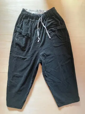 MAGALI 코듀로이 팬츠 다크 그레이