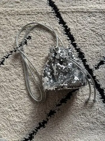 w closet 더블 클로젯 숄더백 미니백 실버