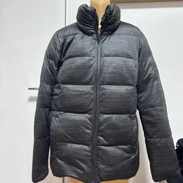 그레이 다운 자켓 하이넥
