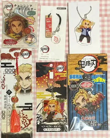 귀멸의 칼날 렌고쿠 쿄쥬로 아크릴 키링 참 끈