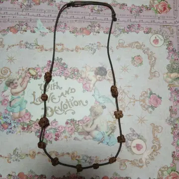 내추럴 스타일 산포도 목걸이