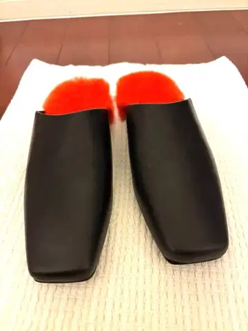 퍼 뮬 슬립온 가죽 야마다야