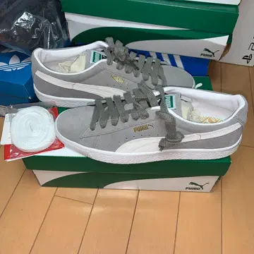 미사용 배송비 포함 PUMA SUEDE VTG 그레이/화이트