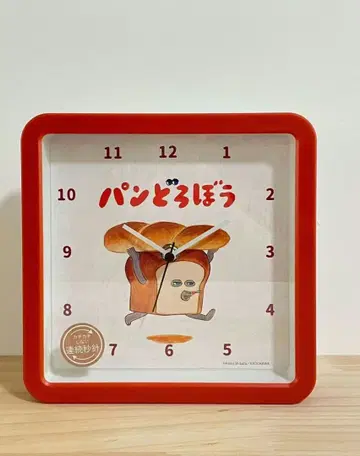 빵 캐릭터 시계 빨간색