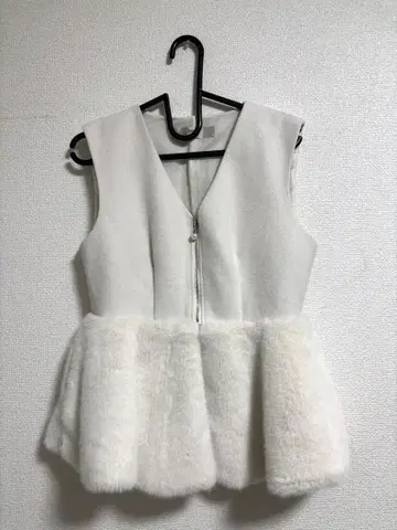 toccocloset 퍼 플럼 베스트