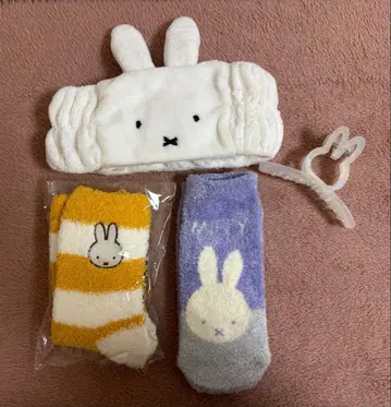 [ 가격 인하 중 ] 미피 헤어밴드 양말 헤어 클립