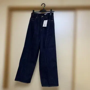 잇츠 인터내셔널 데님 와이드 팬츠 택 포함 미사용 새상품