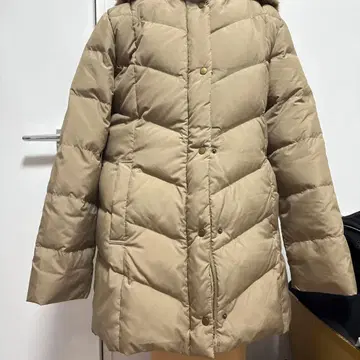 퍼 후드 베이지 다운 자켓