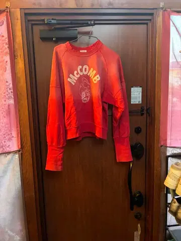 McCOMB 프린트 맨투맨