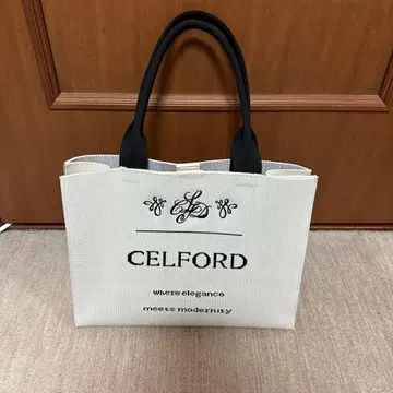 [ 미사용 새상품 ] 셀포드 칼리그라피 로고 니트 백