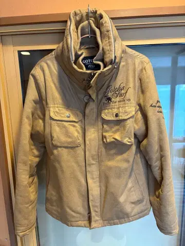 Gotcha Surf 베이지 자켓