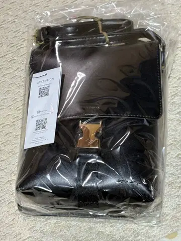 레가토 라르고 숄더백