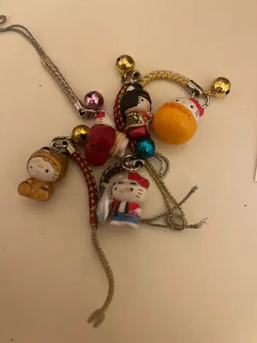 지역 한정 키티 스트랩 세트