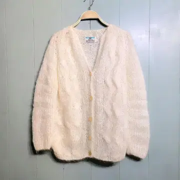 아이보리 케이블 짜임 가디건 모헤어 울 니트