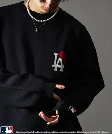 LA 자수 오버 사이즈 맨투맨 니트 택 포함 미사용 새상품