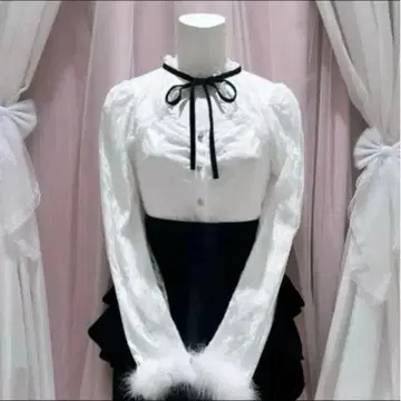 bubbles 레이스 퍼 블라우스