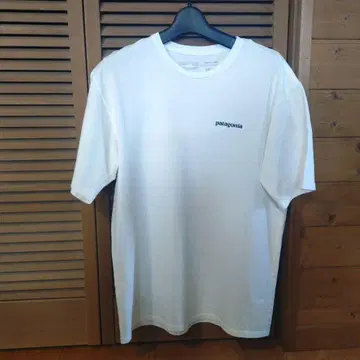 patagonia 오가닉 코튼 T셔츠 S 사이즈