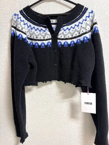 FURFUR 노르딕 무늬 숏 기장 가디건