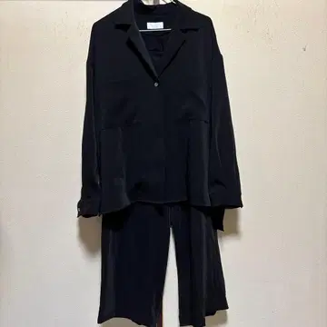 HARE 블랙 새틴 셋업