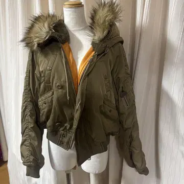 MOUSSY MA-1 자켓 F 사이즈 올리브