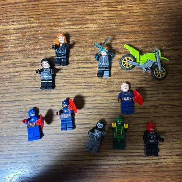 LEGO 미니 피규어 세트 9개 바이크 포함