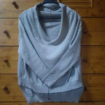 안티카 패턴 토르소 루즈 옷깃 니트