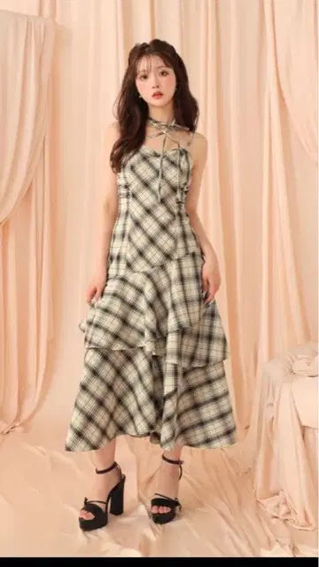 M me eme 엠미에메 체크 원피스