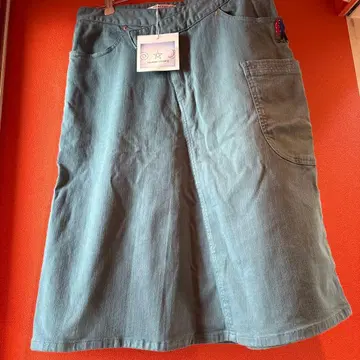 츠모리치사토 스커트 미사용 새상품 택 포함