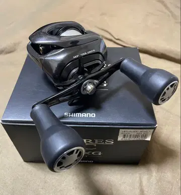 시마노 18 안타레스 DCMD XG 왼쪽