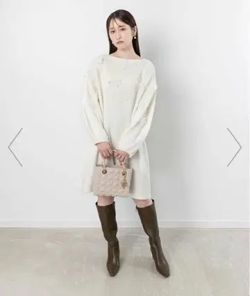 RANDA 3D 플라워 비쥬 미니 니트 원피스