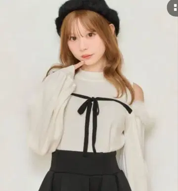 프론트 리본 니트탑 아프레