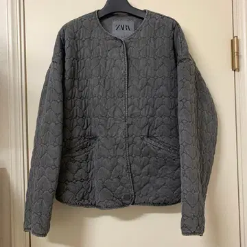 ZARA 그레이 퀼팅 자켓 EUR S 하트 무늬