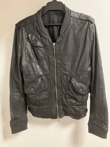 vowel 다크 그레이 가죽 자켓