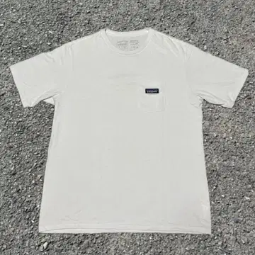 patagonia 포켓 부착 T셔츠 L 사이즈