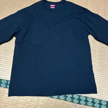 Hideandseek 긴팔 티셔츠 블랙