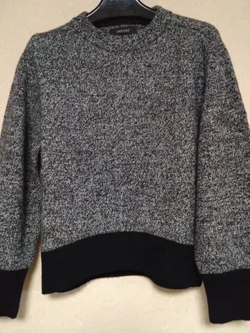 UNTITLED 크루넥 스웨터 O 사이즈 그레이/블랙