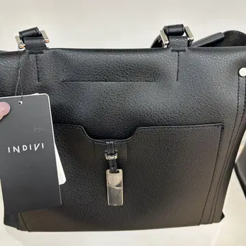 INDIVI 블랙 토트백