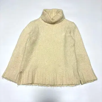 갤러리 비 GALERIE VIE 모헤어 터틀넥 니트 화이트