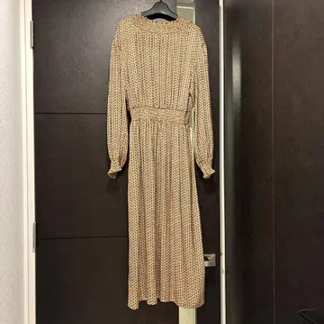 투모로우랜드 원피스