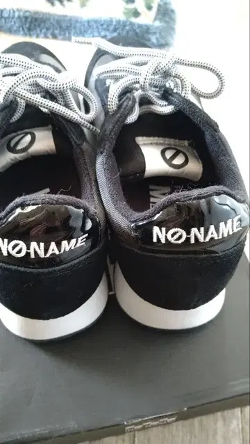 스니커즈 NO NAME