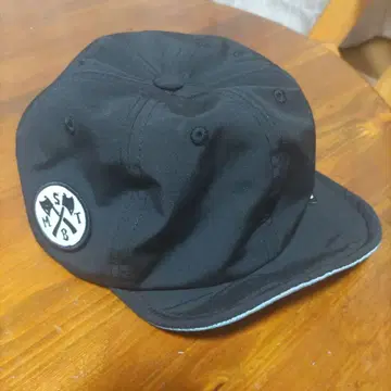 블랙 플랫 바이저 캡