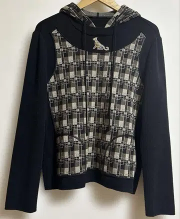 새상품급! 이타리야 후드 부착 스웨터