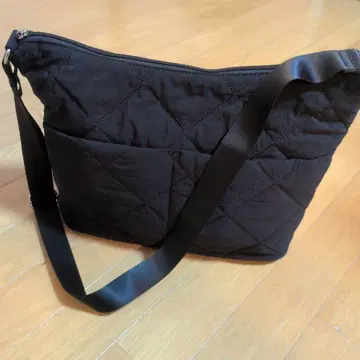 새상품 숄더백 블랙