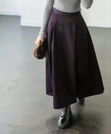 Noble 노블 플레어 롱 스커트 퍼플