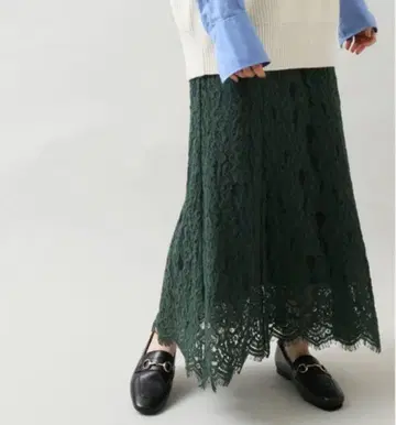 새상품급 이에나 다크 그린 레이스 플레어 스커트