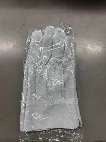 가죽 장갑 12켤레