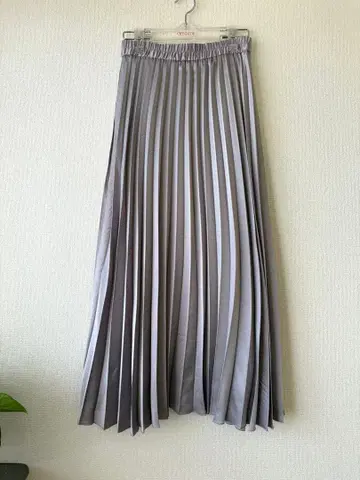 audrey and JW 플리츠 롱